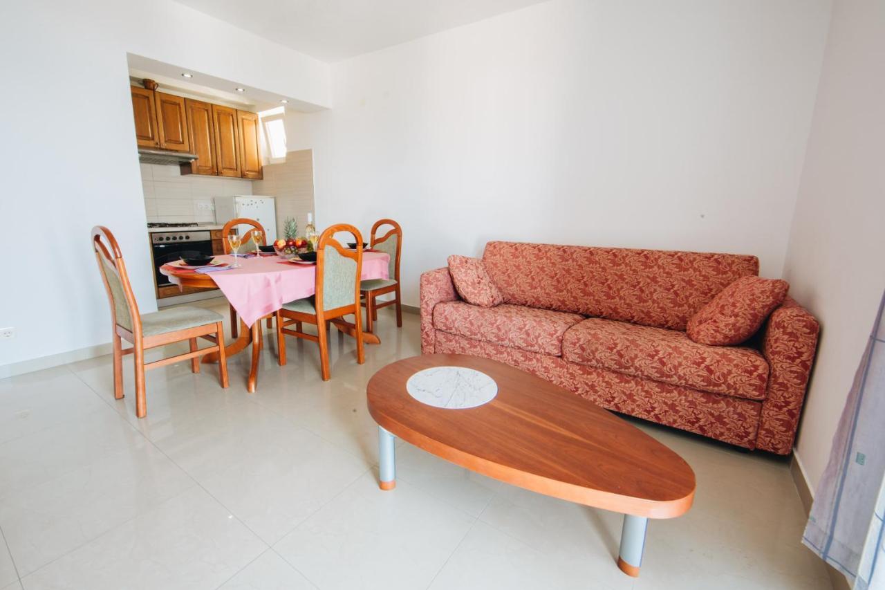Apartments Mateo ブレラ エクステリア 写真