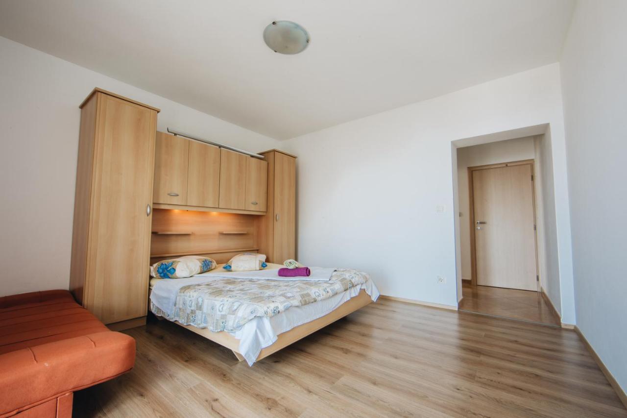 Apartments Mateo ブレラ エクステリア 写真